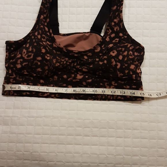 Varley animal print yoga bra size L with adjustable straps - Picture 6 of 9